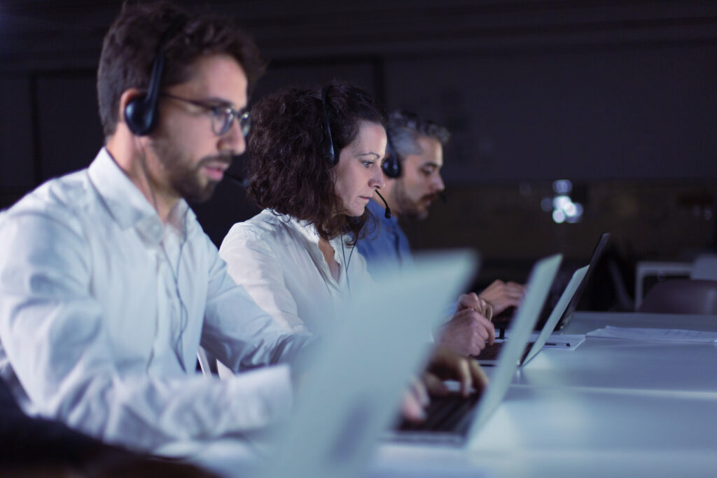 A team of customer advisors at work